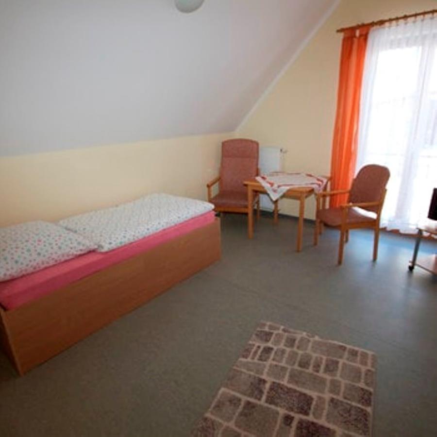 Rhoen Panorama Hostel 波彭豪森 外观 照片