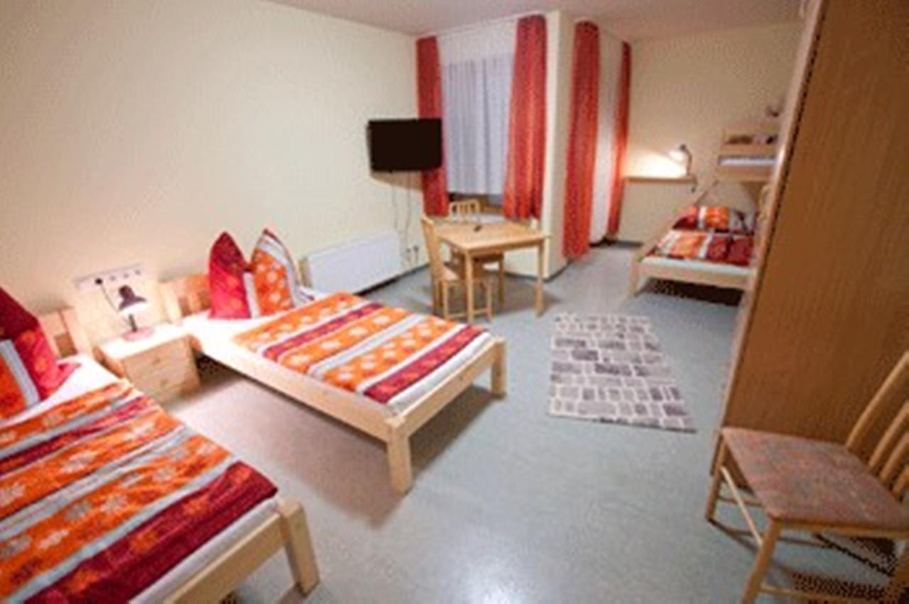 Rhoen Panorama Hostel 波彭豪森 外观 照片