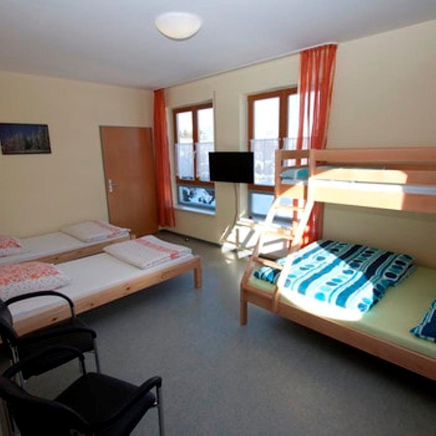 Rhoen Panorama Hostel 波彭豪森 外观 照片